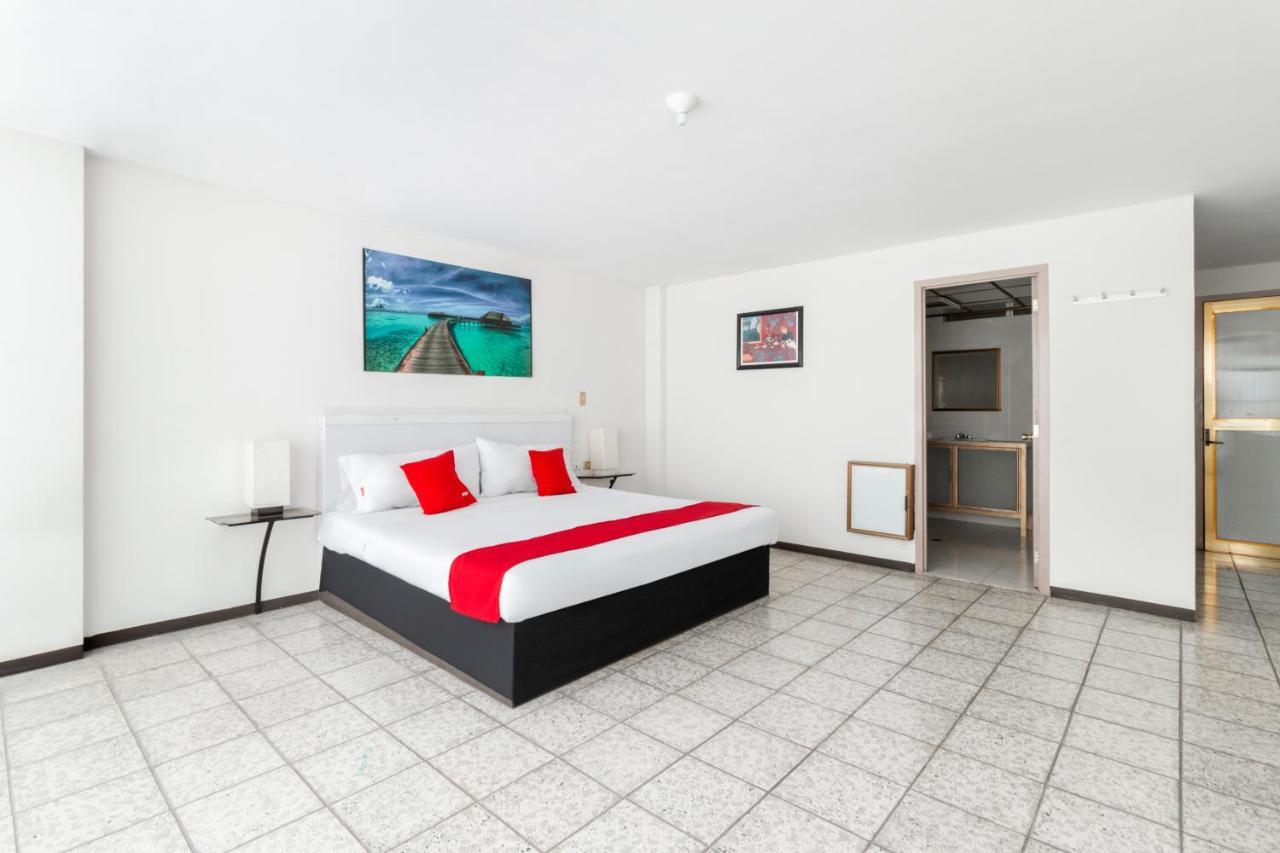 Oyo Hotel Del Llanito, Aguascalientes Eksteriør billede